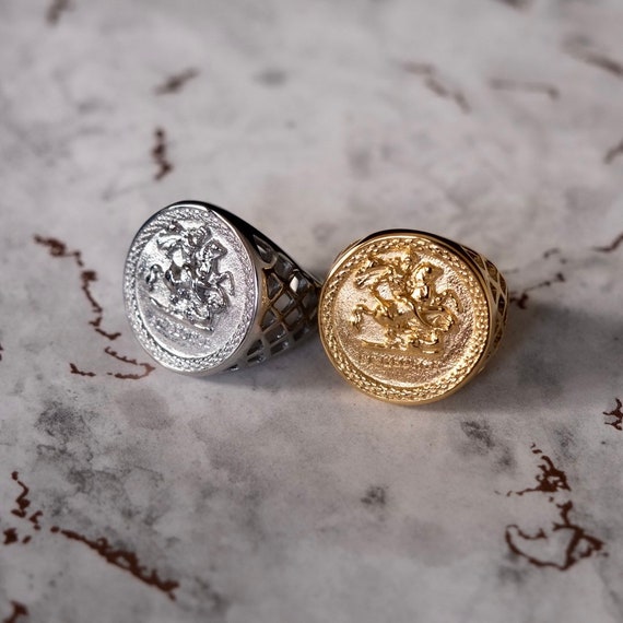 Mens sovereign ring silver deals