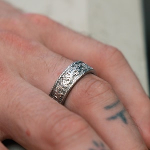 Ring heren zilver patroon band - herenring - vintage stijl patroon ring voor mannen - heren sieraden - minimalistische band ring - getextureerde ring cadeau