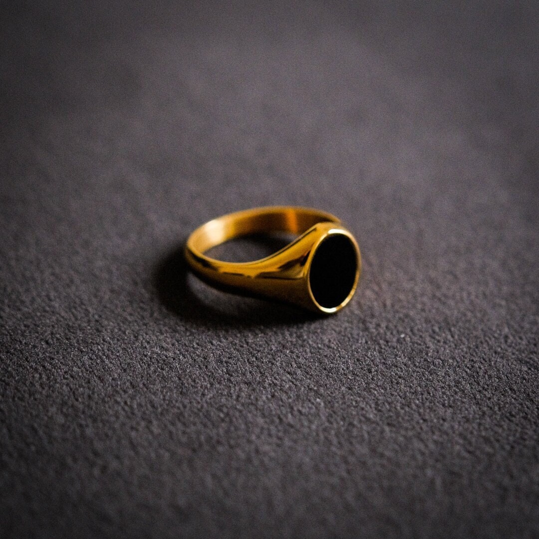 Buy 22Kt Black Bead Gold Ring For Women 96VK711 Online from Vaibhav  Jewellers