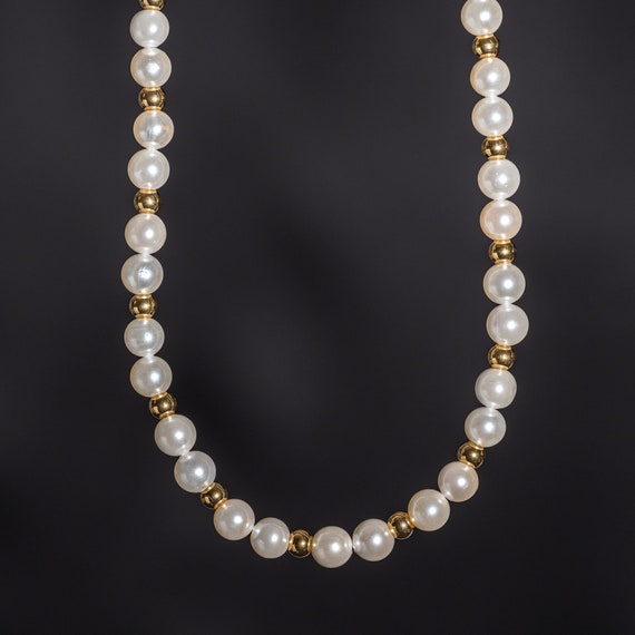 Gold chain with pearl beads discount