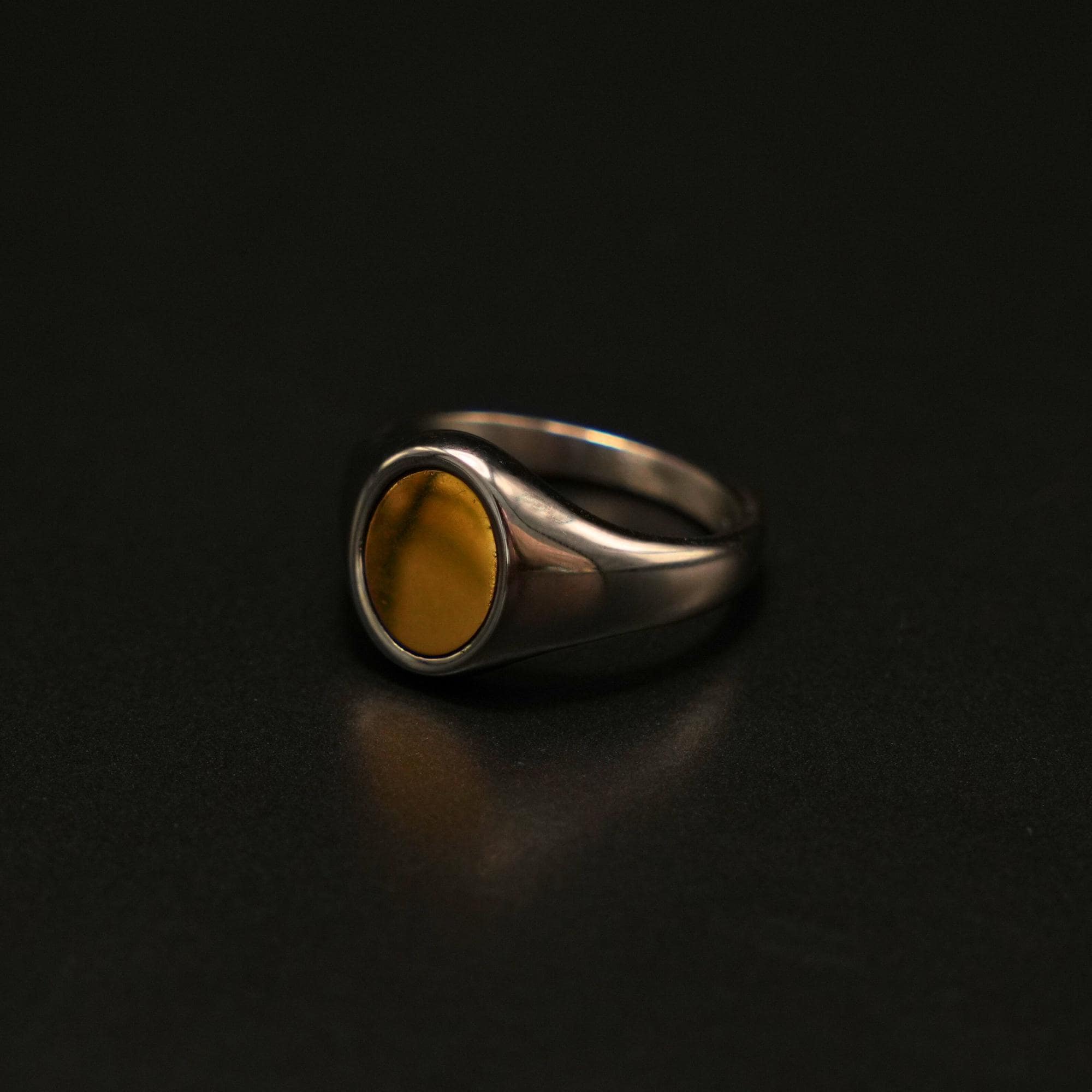 メンズリング - ゴールドストーン付きシルバーリング - オーバル