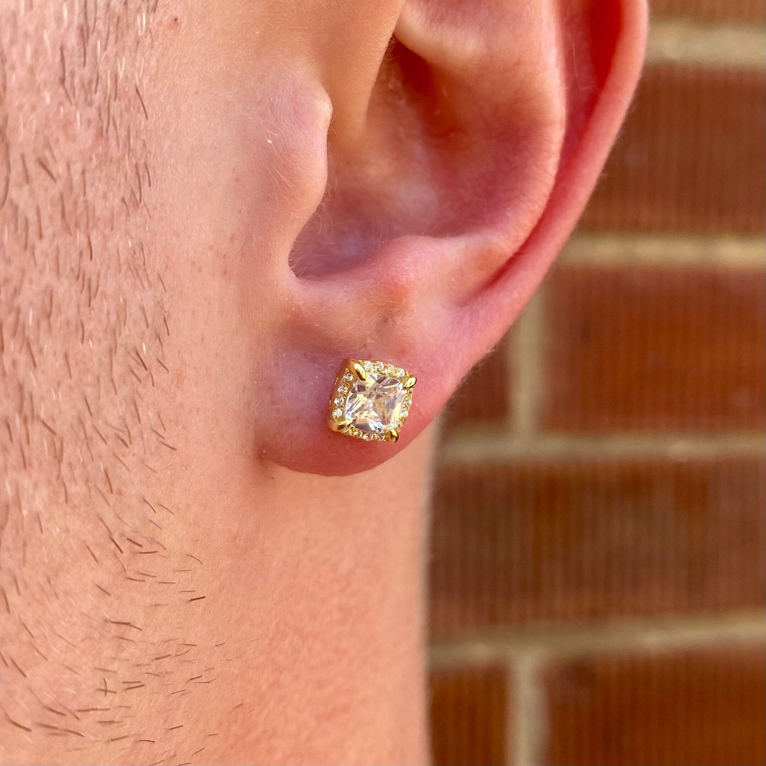 Earrings 14K 1.40ctw Diamond Cluster Stud Earrings - 14K Yellow Gold Stud,  Earrings - EARRI271700 | The RealReal