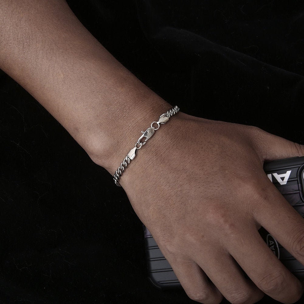 Bracciale da uomo in argento con catena cubana da 5 mm, bracciale da uomo in acciaio inossidabile con catena a maglie cubane per uomo, regali da uomo - Di Twistedpendant - Italia