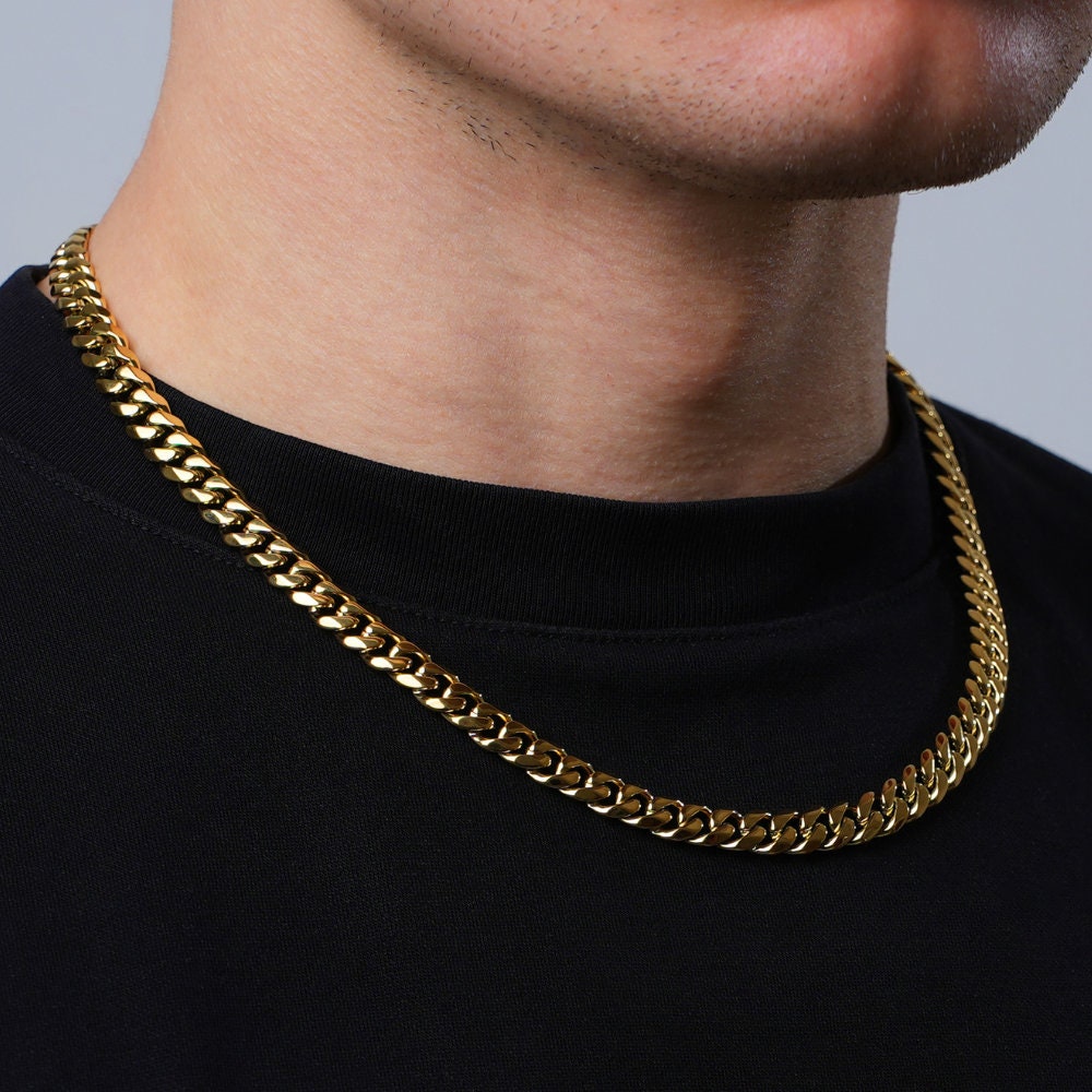 8mm cuban link 2024 chain on neck