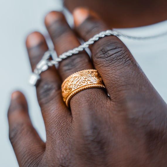 Grosse bague en or 18 carats bague pour homme grande bague en or pour homme bague en or a motifs vintage bague en or 18 carats bijoux pour homme Etsy Canada
