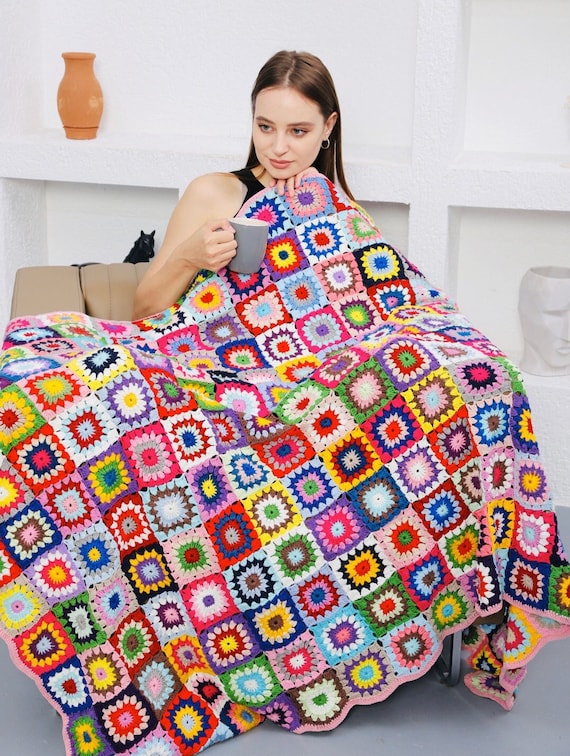 Granny Square Crochet Blanket - Multicolored  Crochet throw blanket,  Crochet throw, Granny square