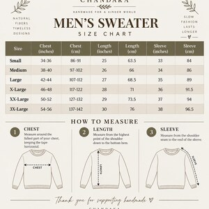 Puede incluir: Una tabla de tallas beige para su&eacute;ter con el texto CHANDAKA, HANDMADE FOR A KINDER WORLD y SWEATER SIZE CHART. Incluye una tabla con medidas de pecho, largo y manga en pulgadas y cm, adem&aacute;s de diagramas que muestran c&oacute;mo medir.