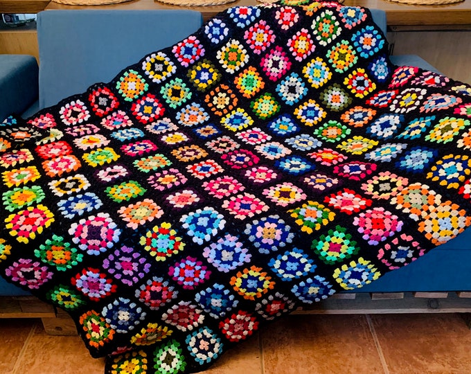 Roseanne Blanket Hand Knit Crochet Afghan: Retro Granny Square Blanket Boho Throw