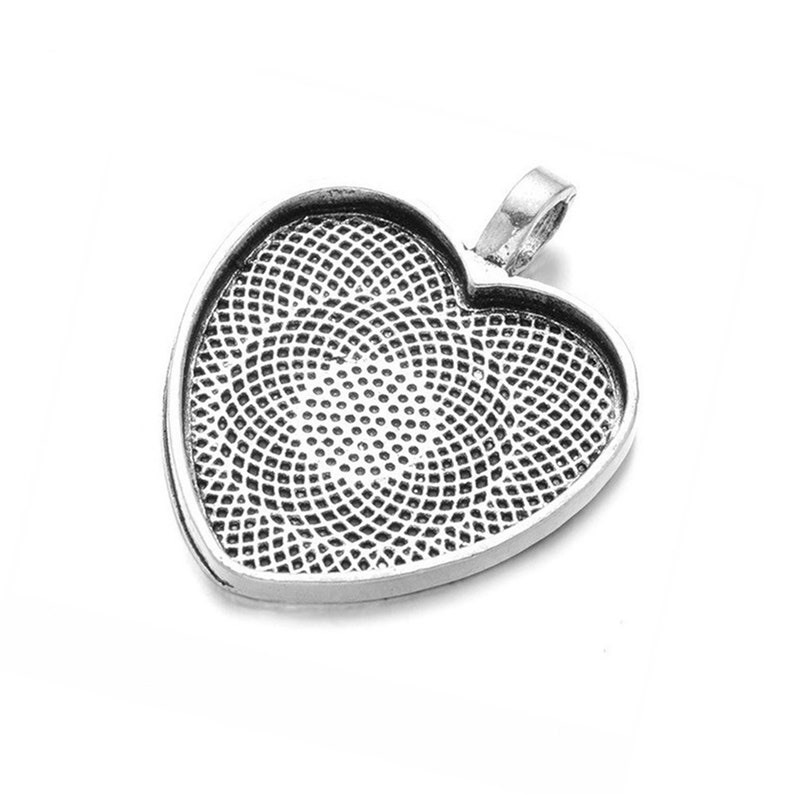 with 30PCS Glass Cabochon C09 Collection 30PCS Brass Cabochon 25mm Heart Tray Charm Pendant 2Colors X 15PCS Heart Bezel Tray