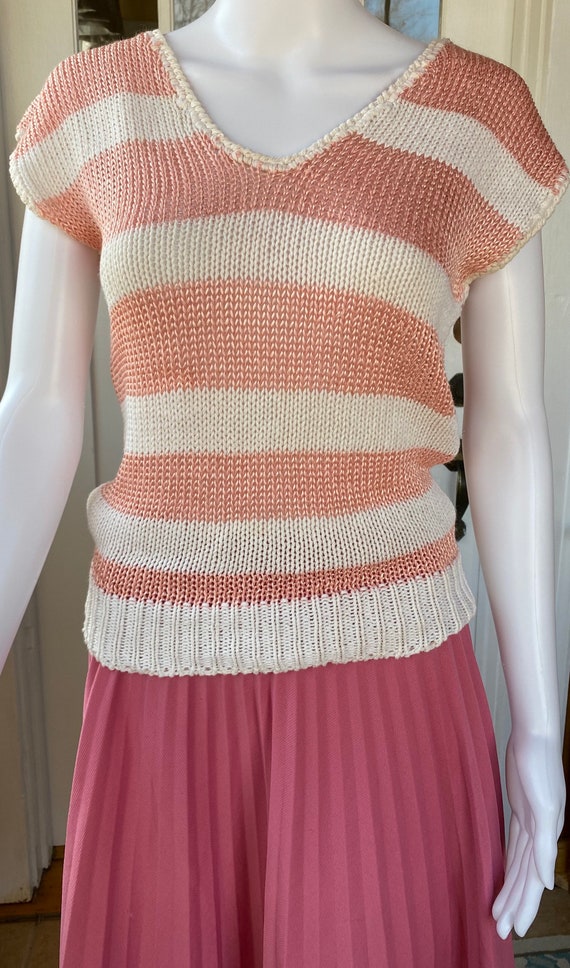 80s vintage peach and white striped knit v-neck w… - image 5
