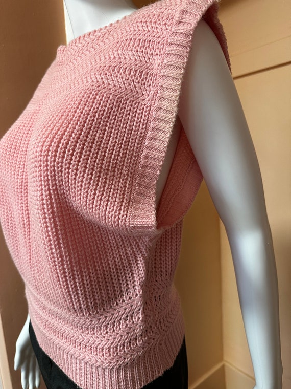 vintage 1980s/1990s sleeveless pink knit sweater … - image 2