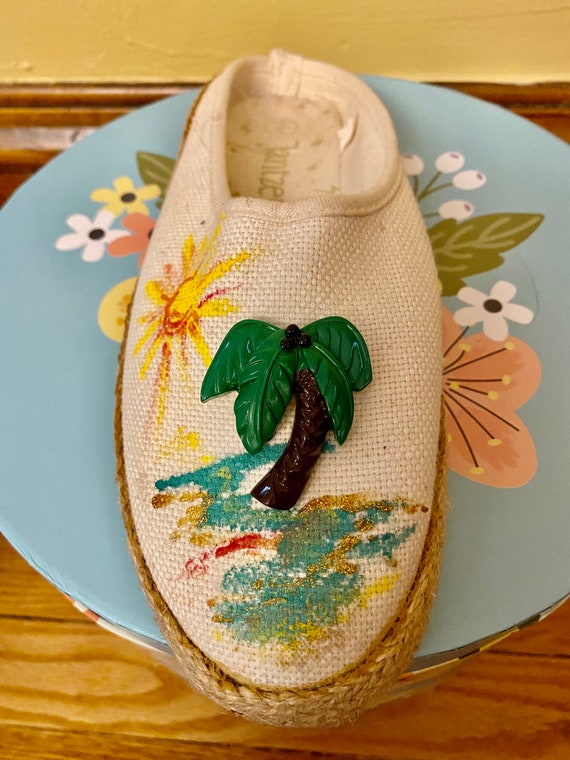 Vintage 80s white canvas tropical painted slip on 