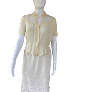 Vintage 70s union made cream lace skirt/ womens vintage skirt size 24/ womens size 0 boho lace skirt image 3