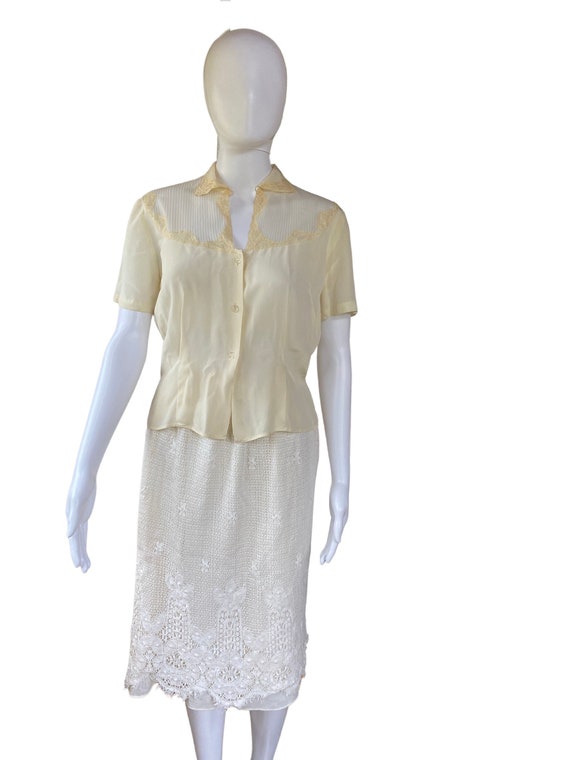 Vintage 70s union made cream lace skirt/ women’s … - image 3