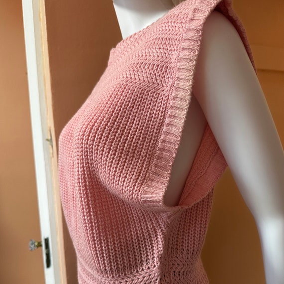 vintage 1980s/1990s sleeveless pink knit sweater … - image 4