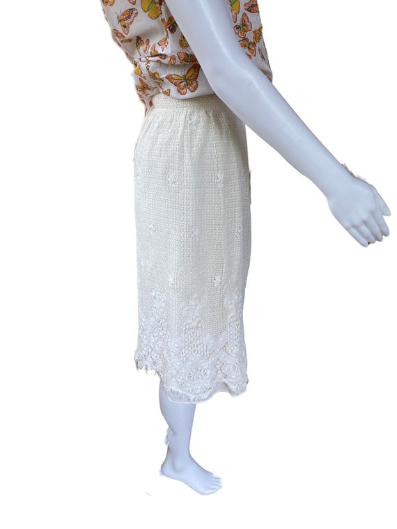 Vintage 70s union made cream lace skirt/ women’s … - image 2