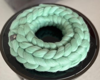 Wool wreath, merino wool, for self-decoration