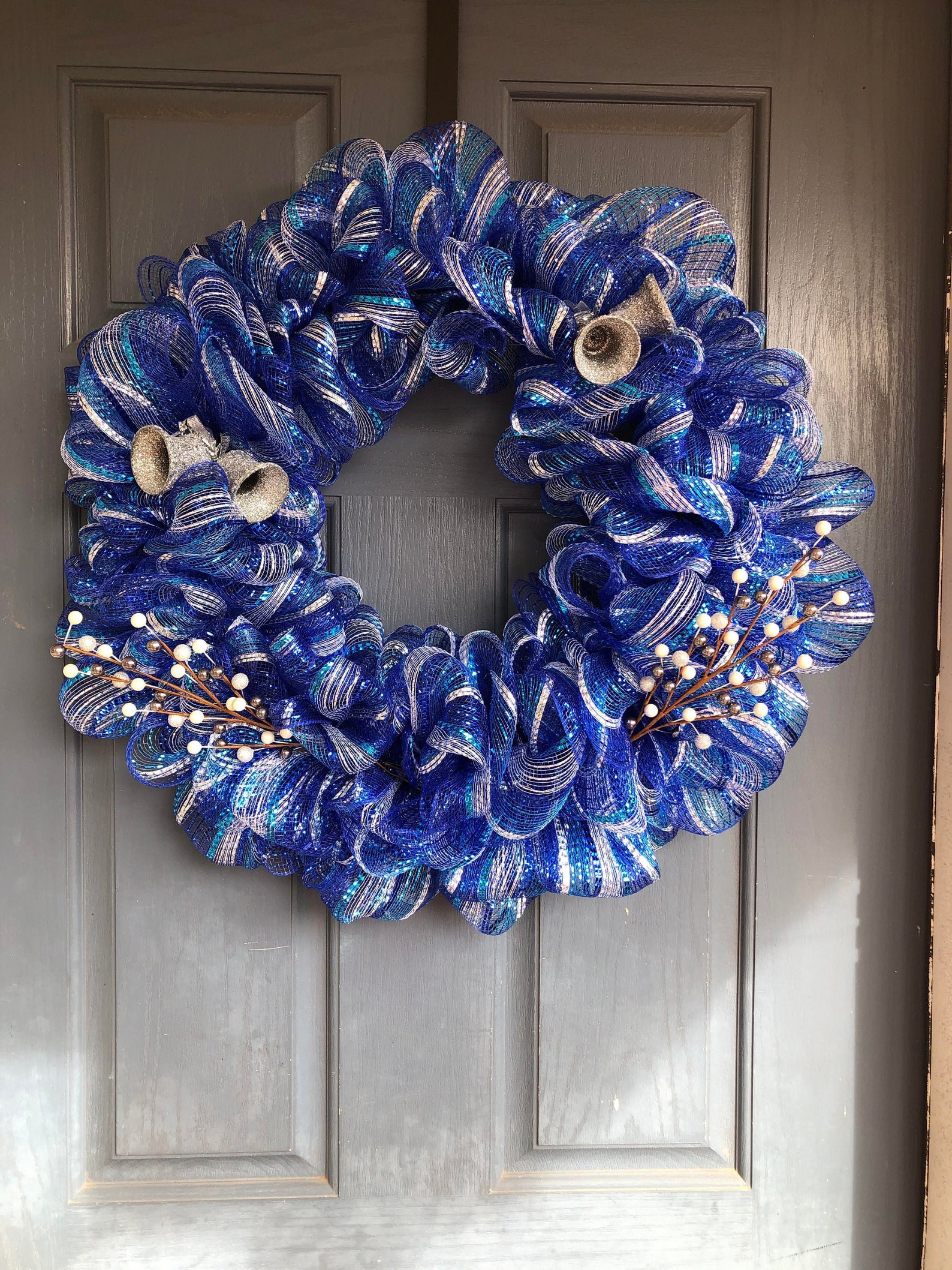Blue and Silver Christmas Wreath with Silver berries and | Etsy