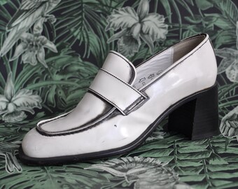 Free Lance Paris Vintage 1990's Loafers Shoes Slipper Pumps with Block Heel Genuine Leather in White Gr 36