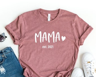 T-shirt Maman, T-shirt Maman Est 2021, T-shirt Vie de maman, T-shirt pour maman, Cadeau Fête des Mères, T-shirt Maman tendance, T-shirt Maman cool