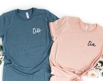 Tia and Tio Shirts, Uncle Shirt, Auntie Shirt, Tia Tio Pocket Shirt, Mother's Day Tee, Father's Day Tee, Uncle Gift, Pregnancy Announcement
