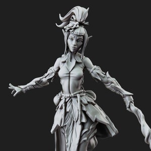 Spring Eladrin miniature for Dungeons and Dragons