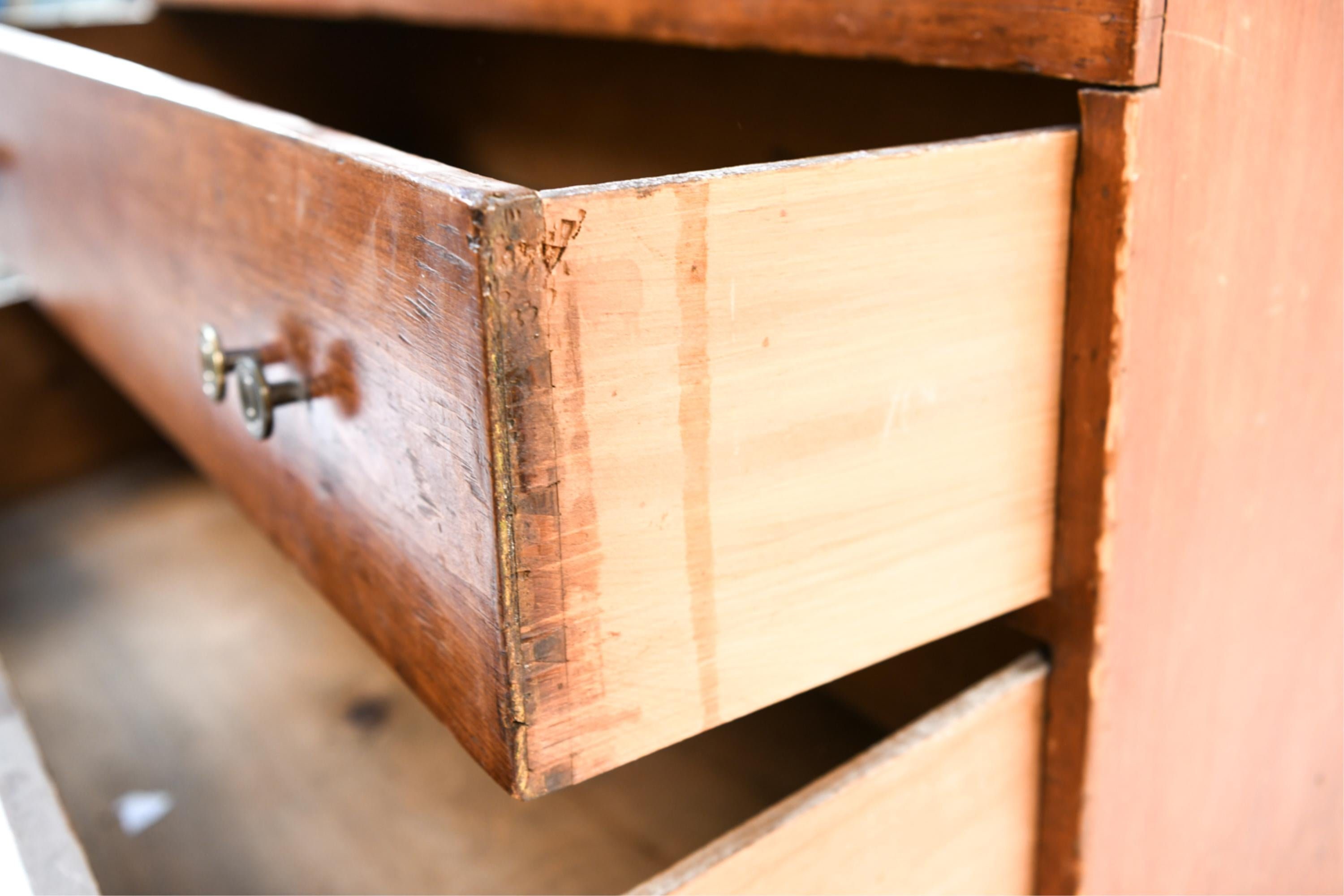 Mule 2024 chest dresser