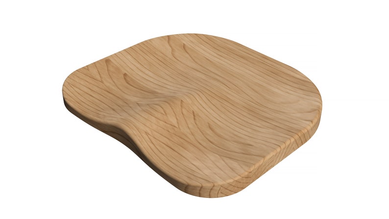 Pu&ograve; includere: Un cuscino per sedile in legno con un design curvo e ondulato. Il cuscino &egrave; in legno marrone chiaro con una venatura naturale.