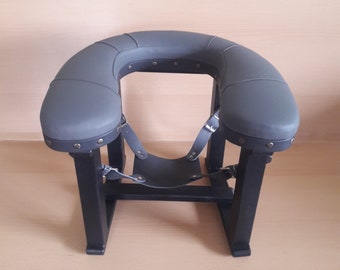 BDSM MöBEL - Queening Chair - Oral Stuhl .Demütigung Stuhl | Cunnilingus.