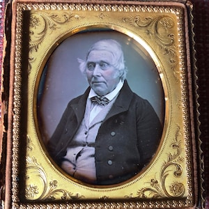 Älterer Mann, 6.Platte, Daguerreotypie, klares Bild, Mode, antikes Foto, Fliege, Brady oder Vance-Galerie?