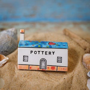 POTTERY Tiny Ceramic Houses, Gifts for Friends, Present for her,Handmade Tiny Village Houses, Cute gift