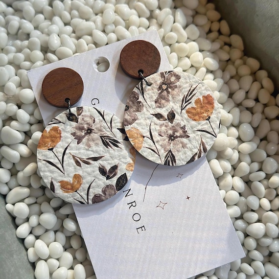 Genuine Leather Fall Floral Wood Dangle Earrings/Wood Boho Leather Earrings/Trending Fall Earrings/White Grey Golden Floral Dangle Earrings