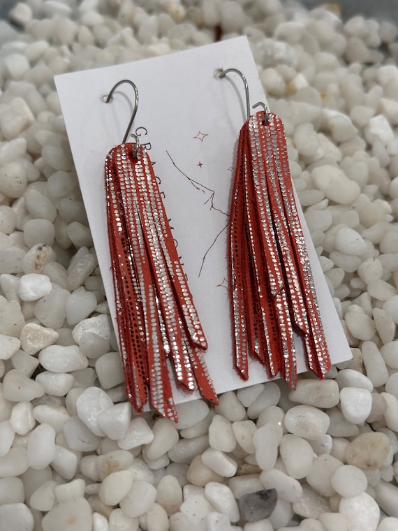 Metallic Coral Black Turquoise Leather Fringe Earrings/Dainty Fringe Earrings/Trending Earrings, Bridal Earrings/Western Earring/Boho Fringe
