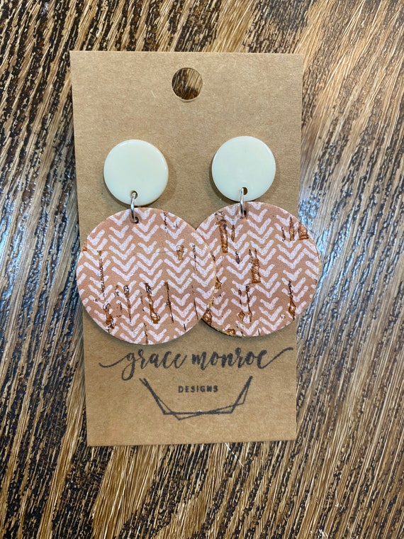 White Chevron Rust Dangles, Acrylic Dangle Earrings, Boho Fashion Jewelry, Leather Cork Earrings, Chevron Earrings, Rust Color Earrings