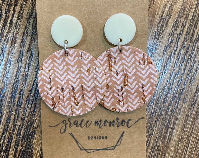White Chevron Rust Dangles, Acrylic Dangle Earrings, Boho Fashion Jewelry, Leather Cork Earrings, Chevron Earrings, Rust Color Earrings