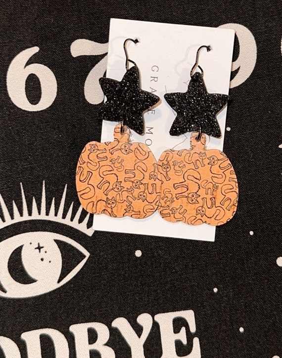 Black Sparkling Stars Cat Pumpkin Halloween Earrings/Trending Halloween Earrings/Leather and Cork Pumpkin Earrings/Chic Halloween Earrings
