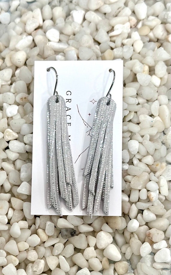 Metallic Silver Leather Fringe Earrings/Trending Earrings/Prom Bridal Homecoming Earrings/Western Boho Chic Fringe Earrings/Silver Fringe