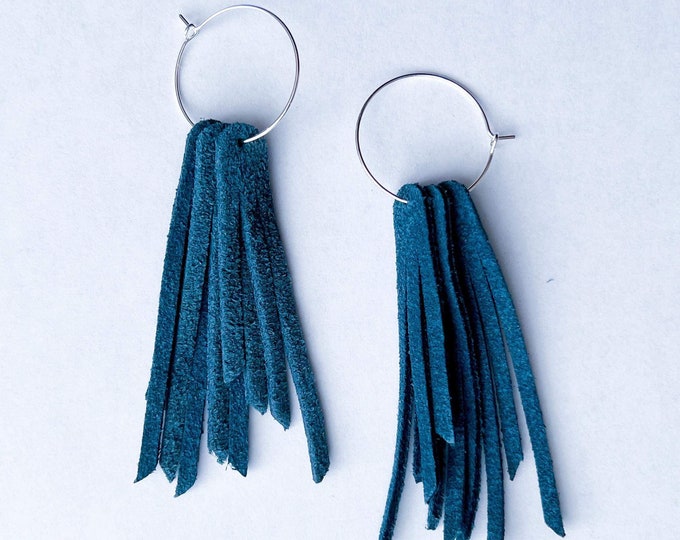 Teal Leather Short Fringe Earrings, Teal Fringe Earrings, Trending Earrings, Teal Leather Earrings, Western Boho Earrings, Cowgirl Chic