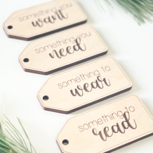 Algo que quieres Algo que necesitas Algo para usar Algo para leer Etiqueta de regalo de Navidad SVG / Archivo de etiqueta de regalo cortado con láser / Glowforge