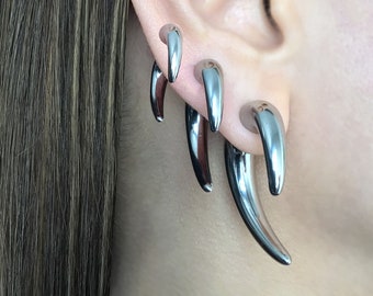 Claw earrings, front back earrings, jet black earrings, black earrings, gothic jewelry, ear jacket, dragon claw jewelry, front back stud