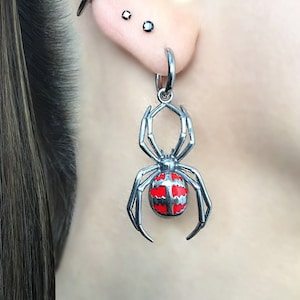 Spider earring, Black spider earring, Spider hoop, mens earring, Statement earring, gothic earrings, gothic jewelry, hoops, large hoops