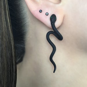 Schlange lange Ohrringe, Schlange Ohrstecker, Gothic Schmuck, schwarz Gothic Edelstahl