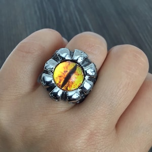 Dragon eye with skulls ring,Stainless steel dragon eye ring ,gothic jewelry, skull ring, eye ring, stainless steel ring, unisex ring