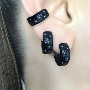 Hoop earrings with scattered Stars, hoop earrings, huggie hoop, mens hoops, stars earrings , star hoops, Purple Cz,Black hoops