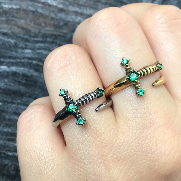 Emerald sword ring, Sword ring, Dagger ring, adjustable ring, sword jewelry, gothic ring, gothic jewelry, emerald rings, emerald jewelry