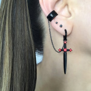 Schwert Ohrring mit Ohrklemme, Dolch Ohrring, Schwert Hoop Ohrring, Creole mit Ohrmanschette, Gothic Ohrring, Ear Cuff, Ohrring mit Ohrklemme, Creolen