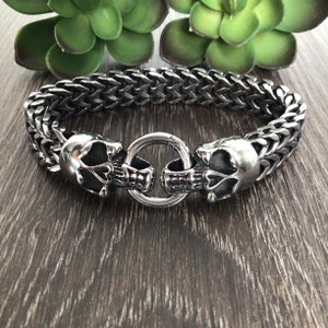 Skull bracelet, Skull men's bracelet, gothic bracelet, mens bracelet, stainless steel skull bracelet, oxidized stainless steel bracelet