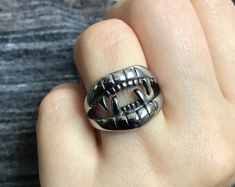 Vampire Fangs Ring Etsy Vampire Fangs Ring Etsy