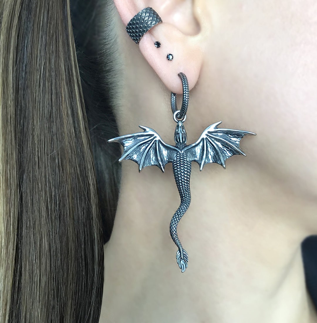 DRAKE. Dragon Hoop Earrngs - Slver | Slver Hoop Earrngs, Slver