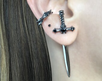 【関税＆送料込み】Balenciaga Goth Sword Earrings Goth Sword Earring in Silver | Balenciaga US